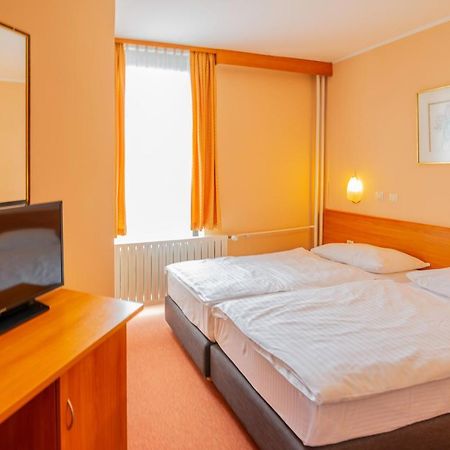Hotel Park Čakovec エクステリア 写真