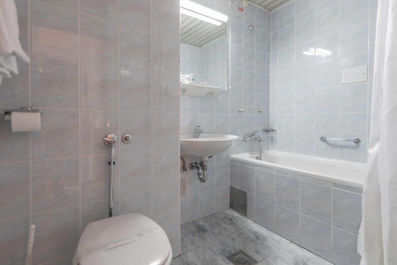 Hotel Park Čakovec エクステリア 写真